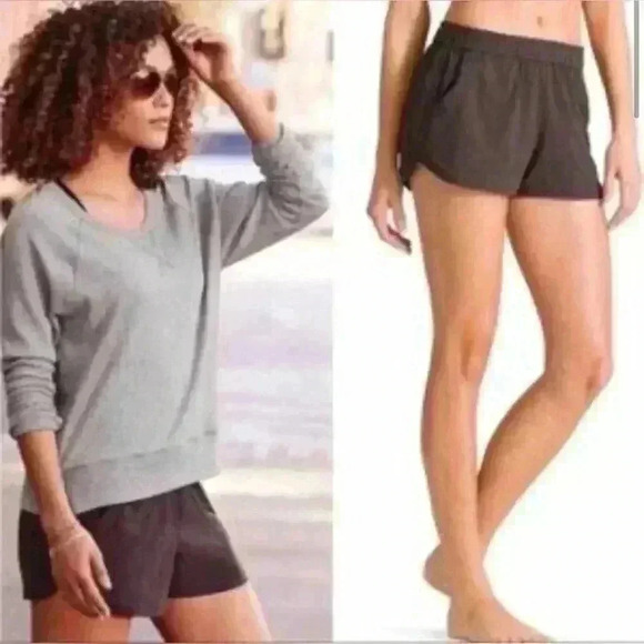 Athleta Running Shorts Style #983384 Women's XS - Picture 1 of 7